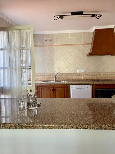 Image No.18-5 Bed House for sale