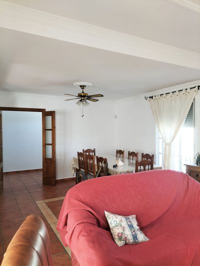 Image No.8-5 Bed House for sale