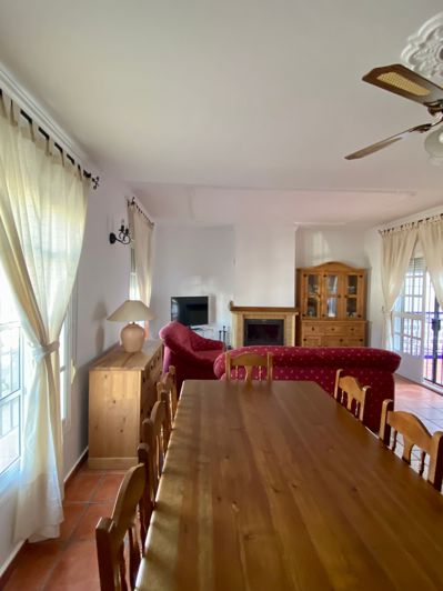 Image No.9-5 Bed House for sale