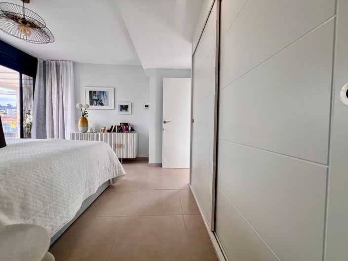 Image No.27-3 Bed Penthouse for sale