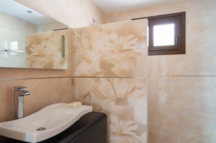 Image No.21-4 Bed Villa for sale