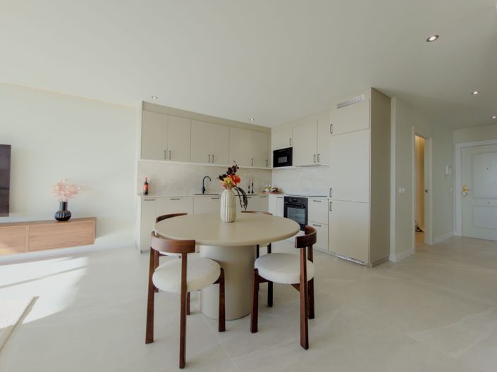 Image No.13-3 Bed Apartment for sale