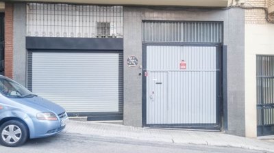 1 - Jaen, Commercial