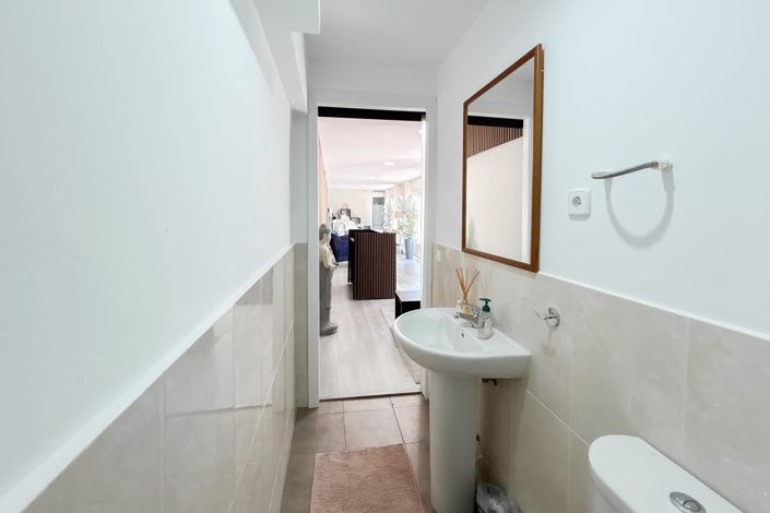 Image No.7-Commercial for sale