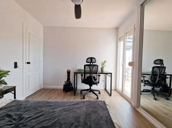 Image No.19-3 Bed Penthouse for sale