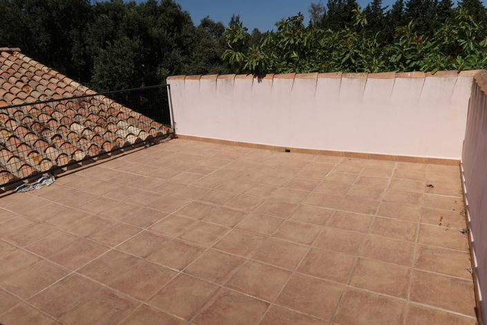 Image No.13-7 Bed House for sale