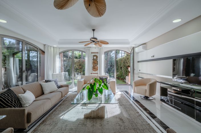 Image No.10-2 Bed Apartment for sale