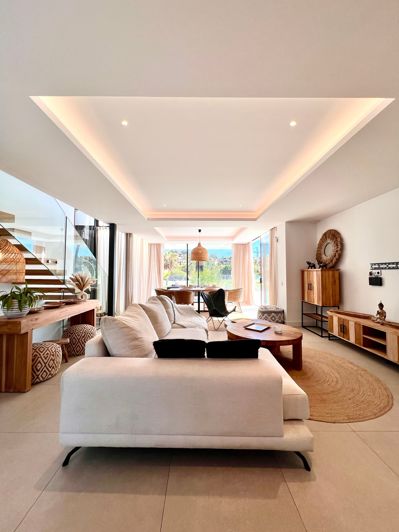 Image No.11-4 Bed Villa for sale