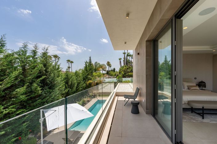 Image No.18-4 Bed Villa for sale