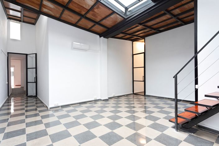 Image No.7-1 Bed Commercial for sale