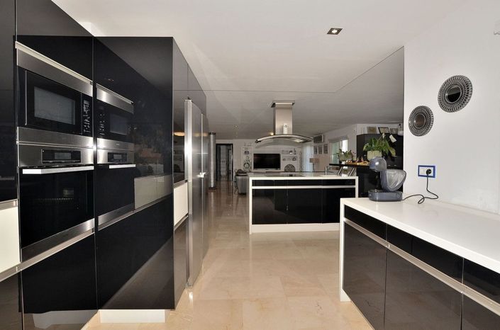 Image No.20-4 Bed Penthouse for sale