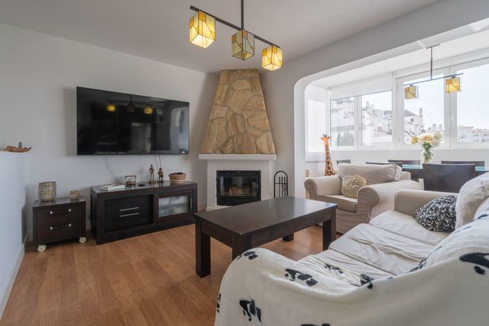 Image No.3-2 Bed Townhouse for sale