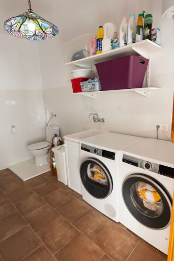 Image No.17-3 Bed House for sale