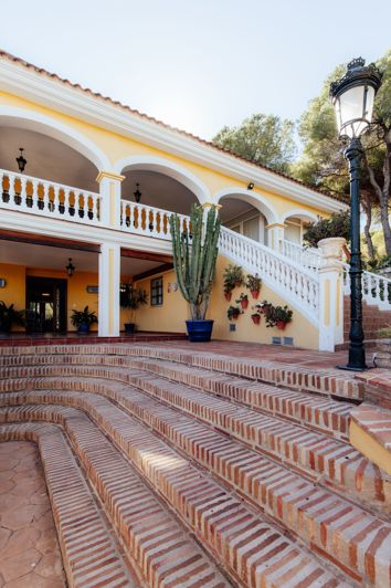 Image No.11-5 Bed Villa for sale