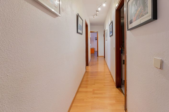 Image No.15-3 Bed Apartment for sale