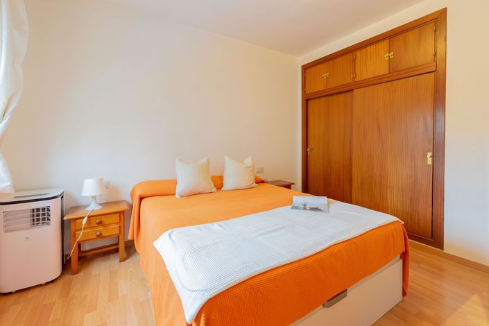 Image No.17-3 Bed Apartment for sale