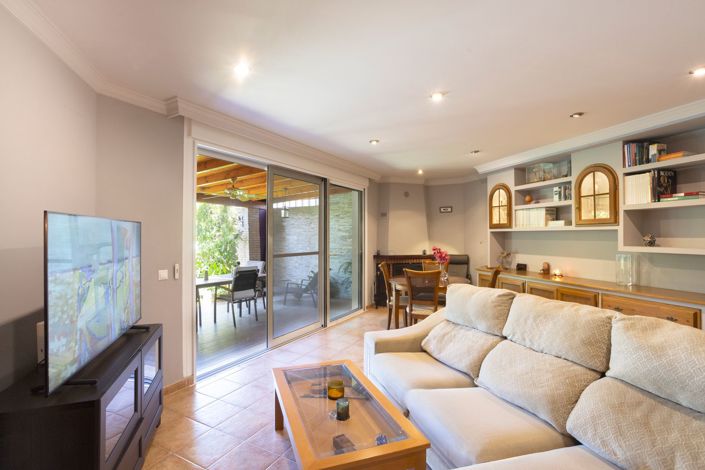 Image No.6-3 Bed Townhouse for sale
