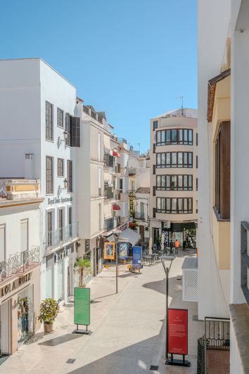 Image No.9-Appartement de 2 chambres à vendre à Estepona