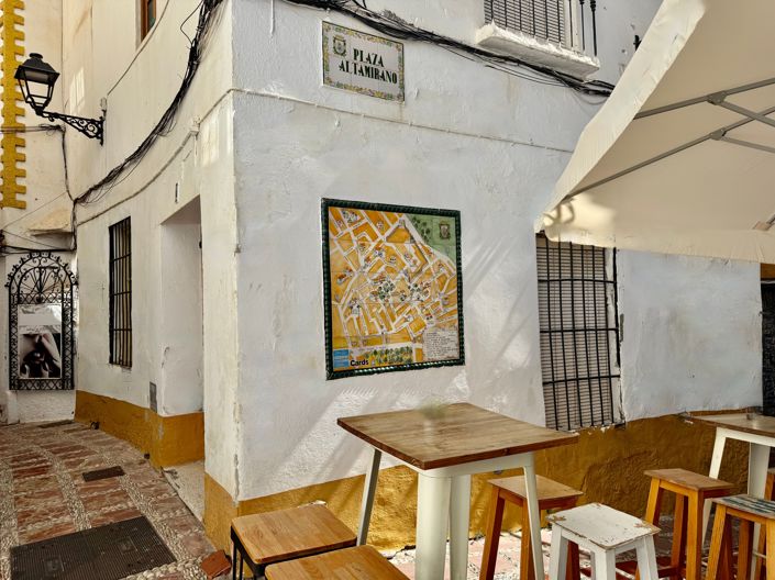 Image No.22-4 Bed Property for sale