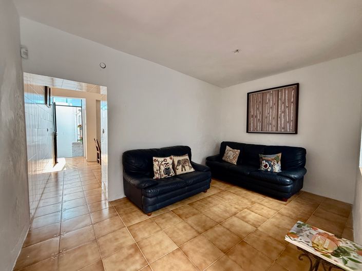 Image No.3-4 Bed Property for sale