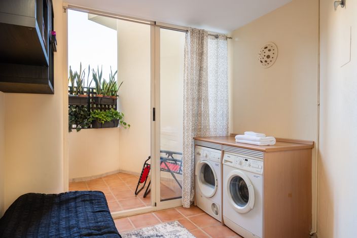 Image No.8-2 Bed Apartment for sale