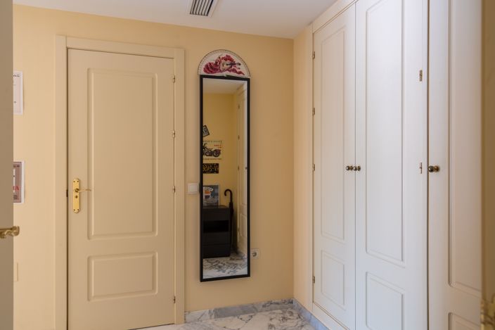 Image No.9-2 Bed Apartment for sale