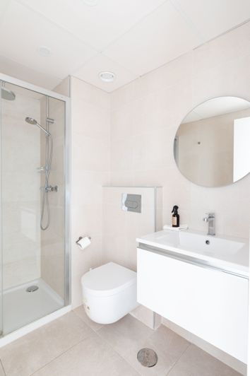 Image No.12-3 Bed Townhouse for sale