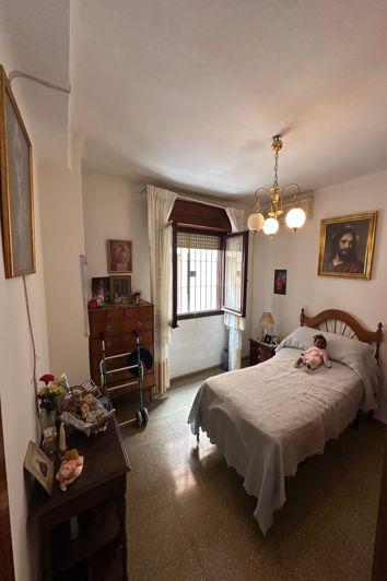 Image No.12-3 Bed Apartment for sale