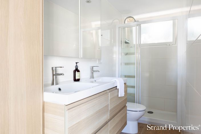 Image No.24-4 Bed House for sale