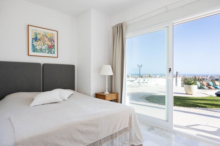 Image No.28-4 Bed House for sale