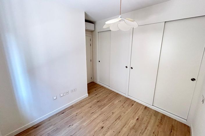 Image No.3-2 Bed Apartment for sale