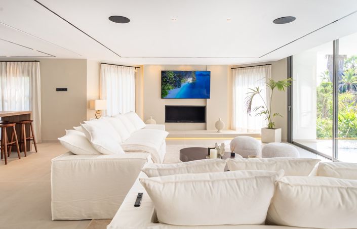 Image No.21-5 Bed House for sale