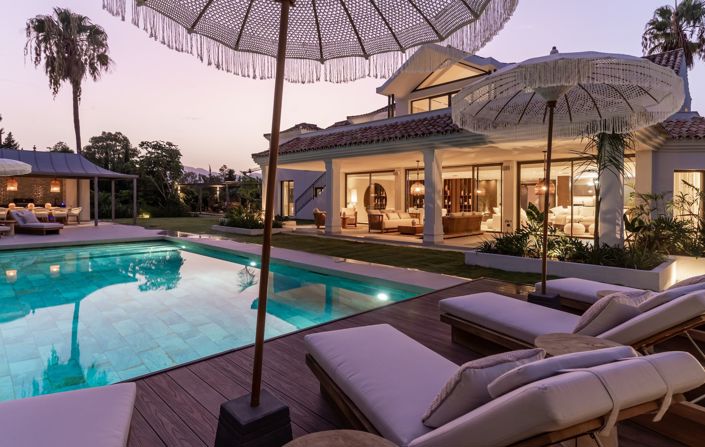 Image No.7-5 Bed House for sale