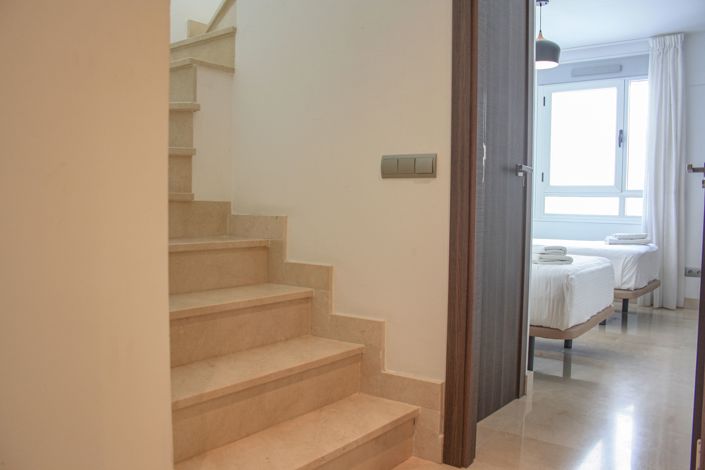 Image No.25-3 Bed Penthouse for sale