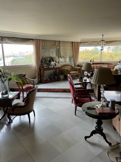 Image No.11-3 Bed Apartment for sale