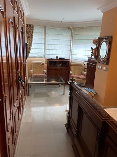 Image No.20-3 Bed Apartment for sale