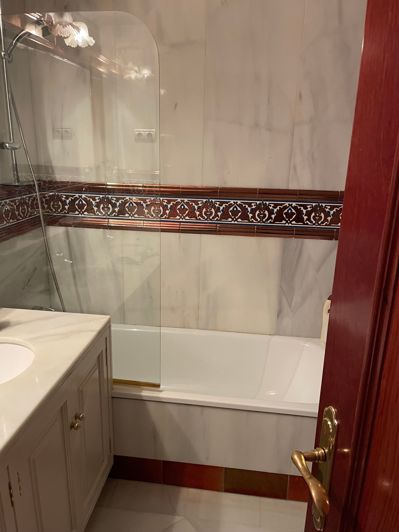 Image No.21-3 Bed Apartment for sale