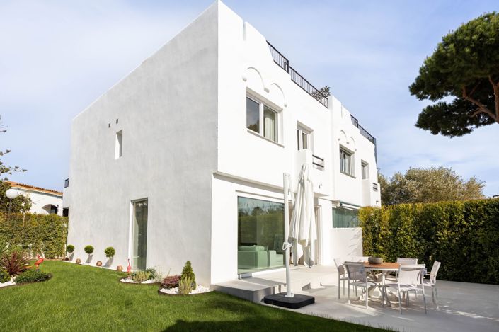 Image No.1-3 Bed House for sale