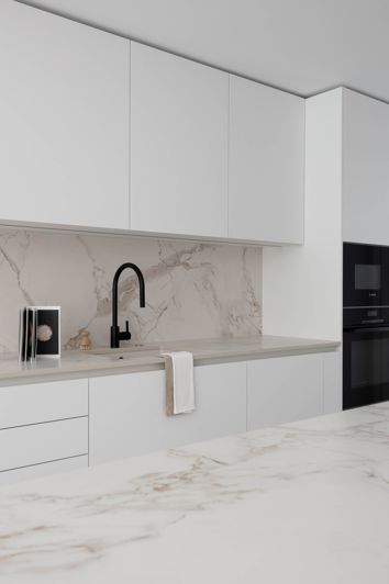 Image No.10-3 Bed House for sale