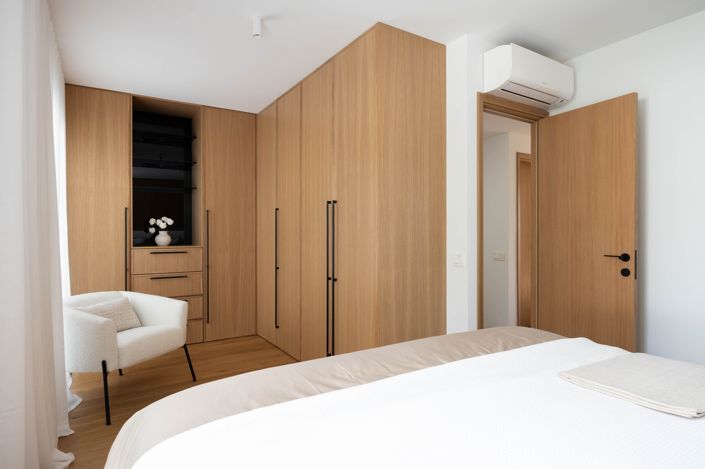 Image No.13-3 Bed House for sale