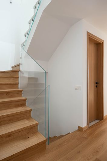 Image No.24-3 Bed House for sale