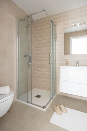 Image No.26-2 Bed Townhouse for sale