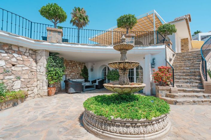 Image No.12-4 Bed Villa for sale