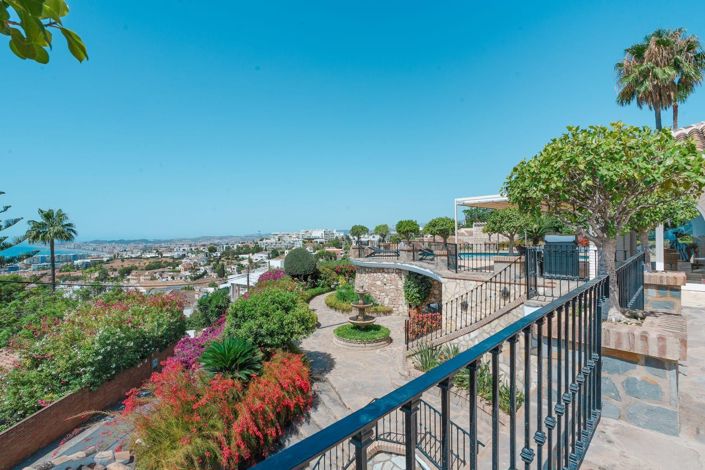 Image No.6-4 Bed Villa for sale