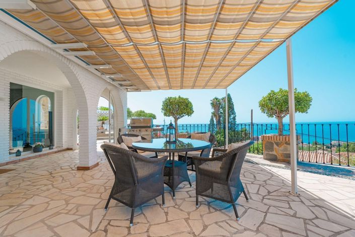 Image No.8-4 Bed Villa for sale