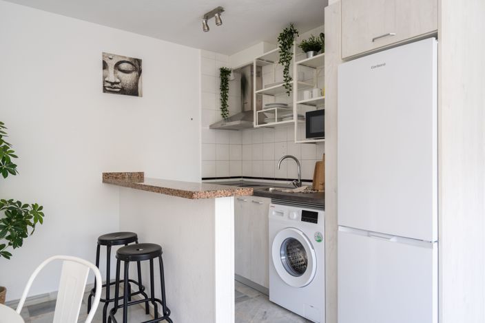 Image No.10-1 Bed Apartment for sale