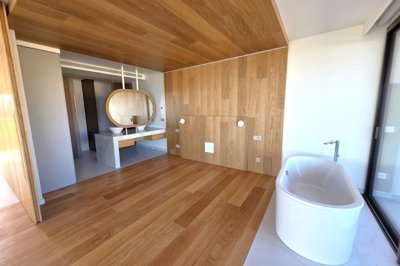 spcrm3872-wkn1ncpvepzyiqb3