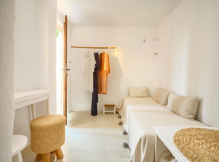 Image No.10-4 Bed Finca for sale