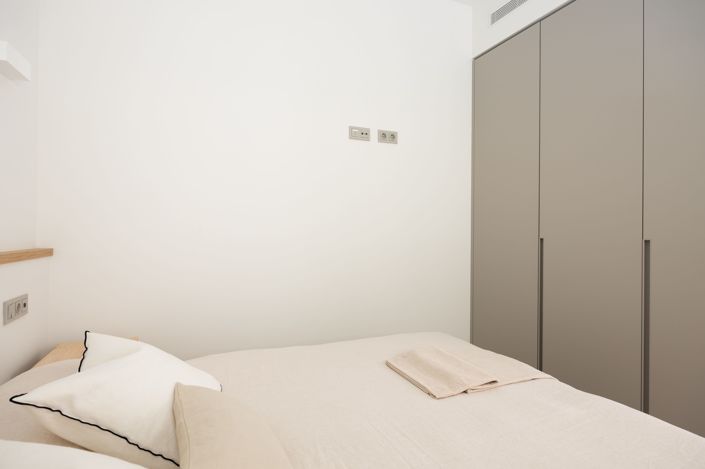 Image No.18-2 Bed Apartment for sale