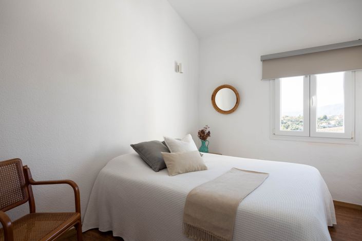 Image No.25-3 Bed Townhouse for sale